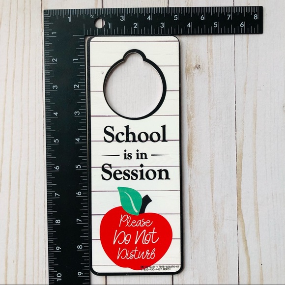 New! Faux Wooden Virtual Online Learning Door Sign - Picture 4 of 4